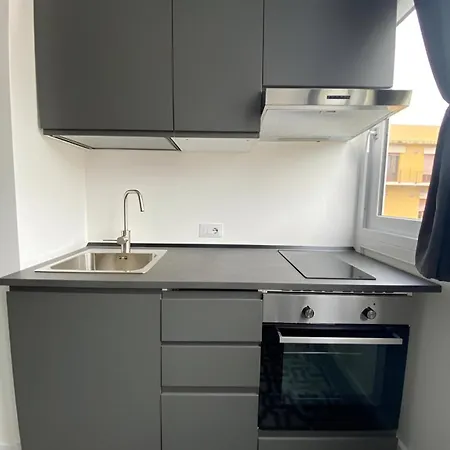 Lägenhet Landlord 242 - Station