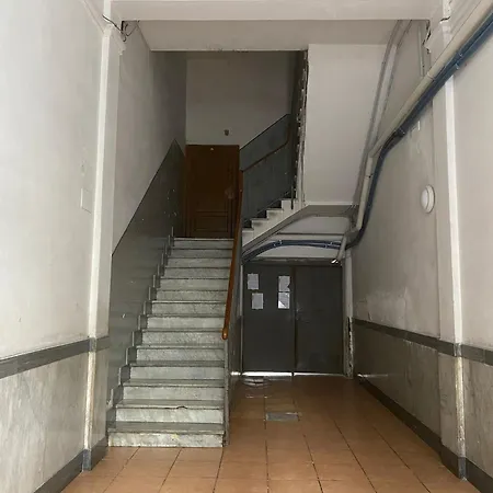 Lägenhet Landlord 242 - Station *